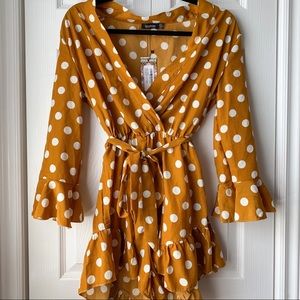 NWT Boohoo Polka Dot Wrap Front Romper Long sleeve
